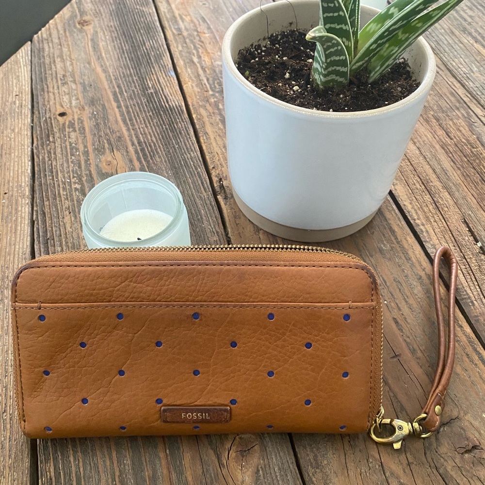 Fossil leather wallet